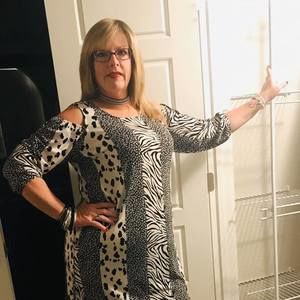 Meet your Posher, Suzanne